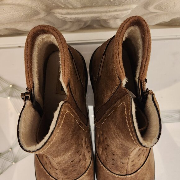 JBU WaterProof "Polaris" Booties in Tobacco. NIB. Size 9 - Picture 5 of 10
